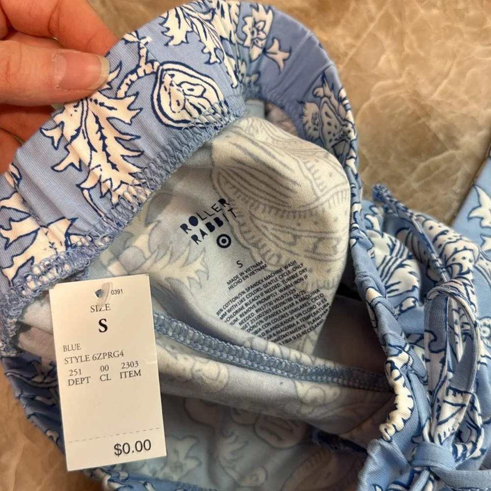 Brand new roller rabbit pajamas - Picture 4 of 4